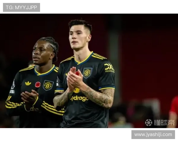 内维尔点评谢什科上半场表现称其错失良机显得笨拙的状态令人担忧 内维尔点评谢什科上半场表现称其错失良机显得笨拙的状态令人担忧