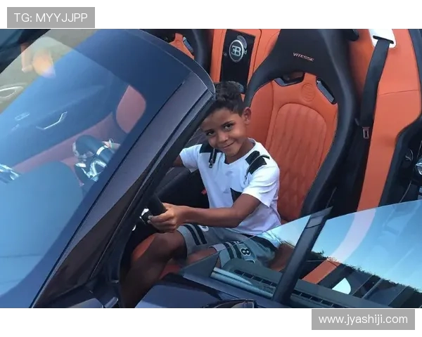 迷你罗所谓首车曝光账号运营主体不明内容真实性引发网友质疑声讨