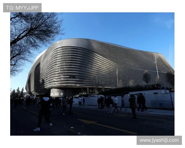 每体：伯纳乌改造极其成功，但也有噪声污染与停车场建设问题